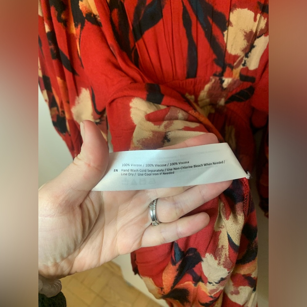 NWT BAND OF FREE FLORAL LONG SLEEVE DRESS - Picture 5 of 5